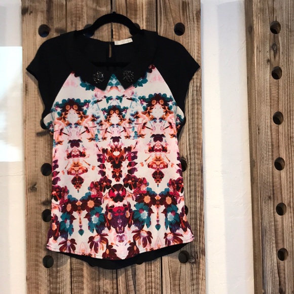 Ladies top - Picture 6 of 7